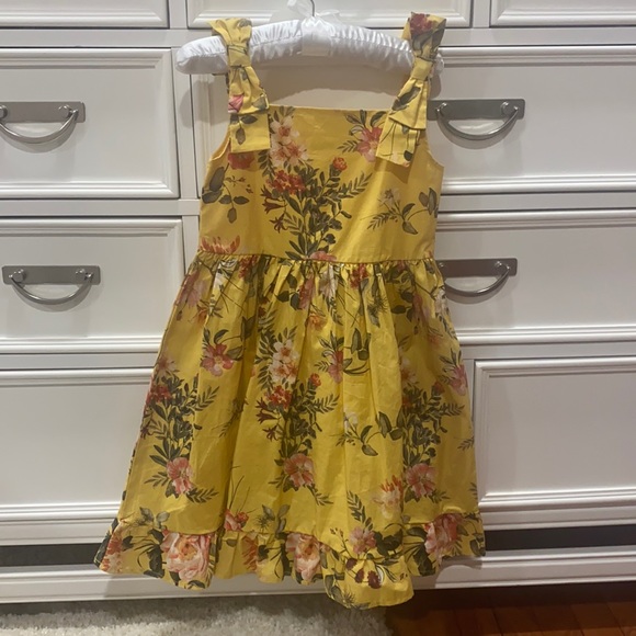 Edgehill Collection Other - Girl’s floral dress